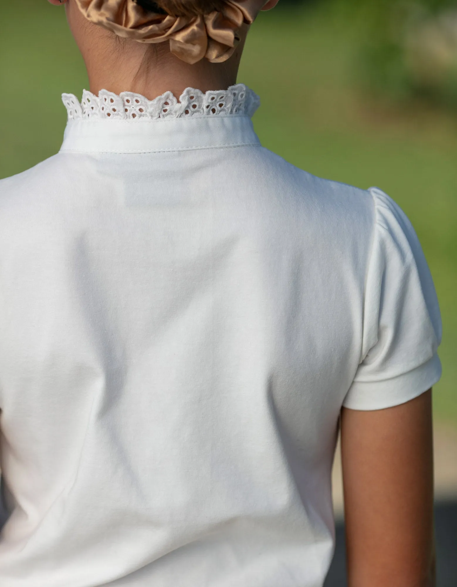 Zoe CREAM Lace Front Ruffle Show Shirt
